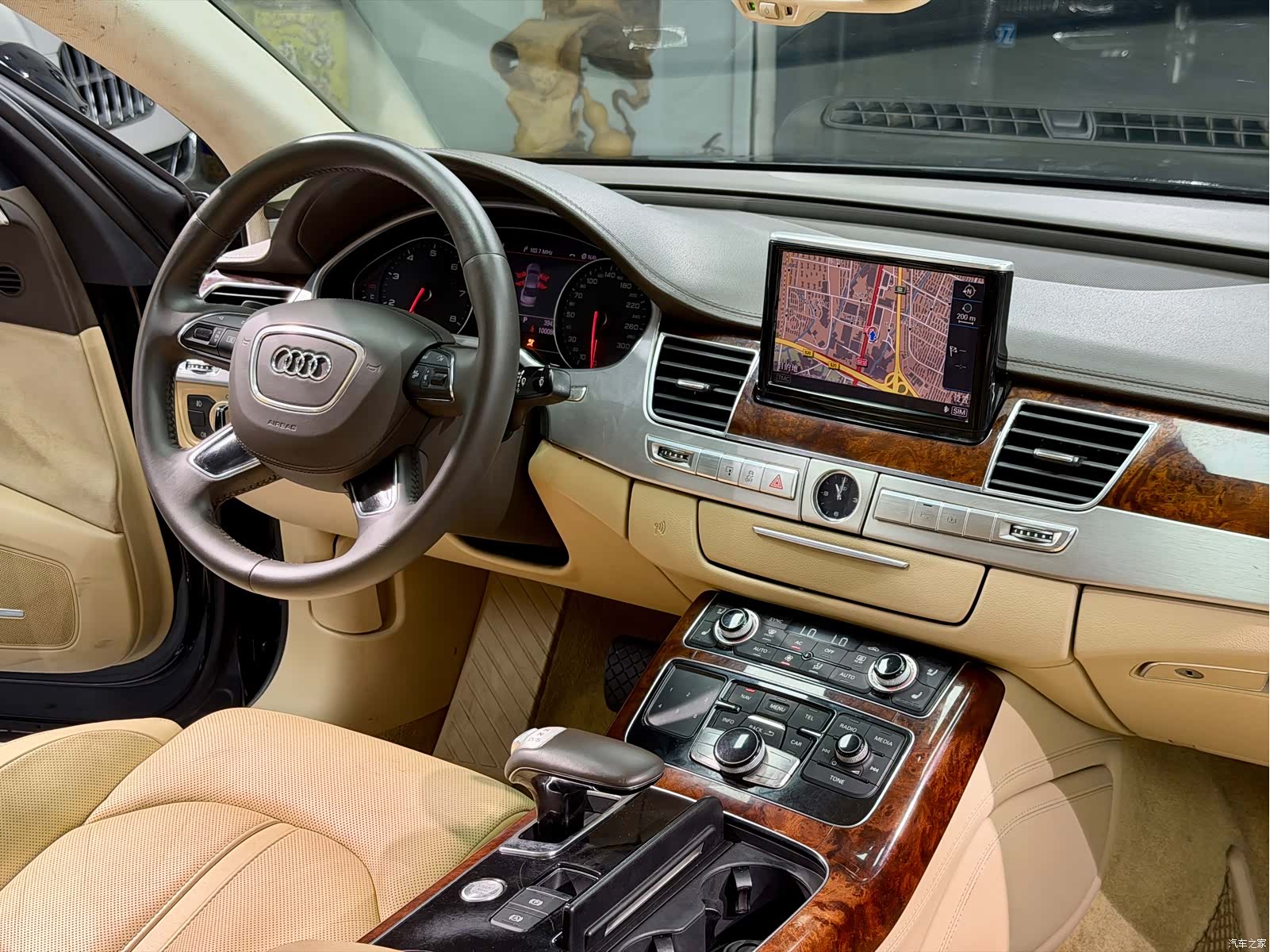 Audi A8L, 2011 15