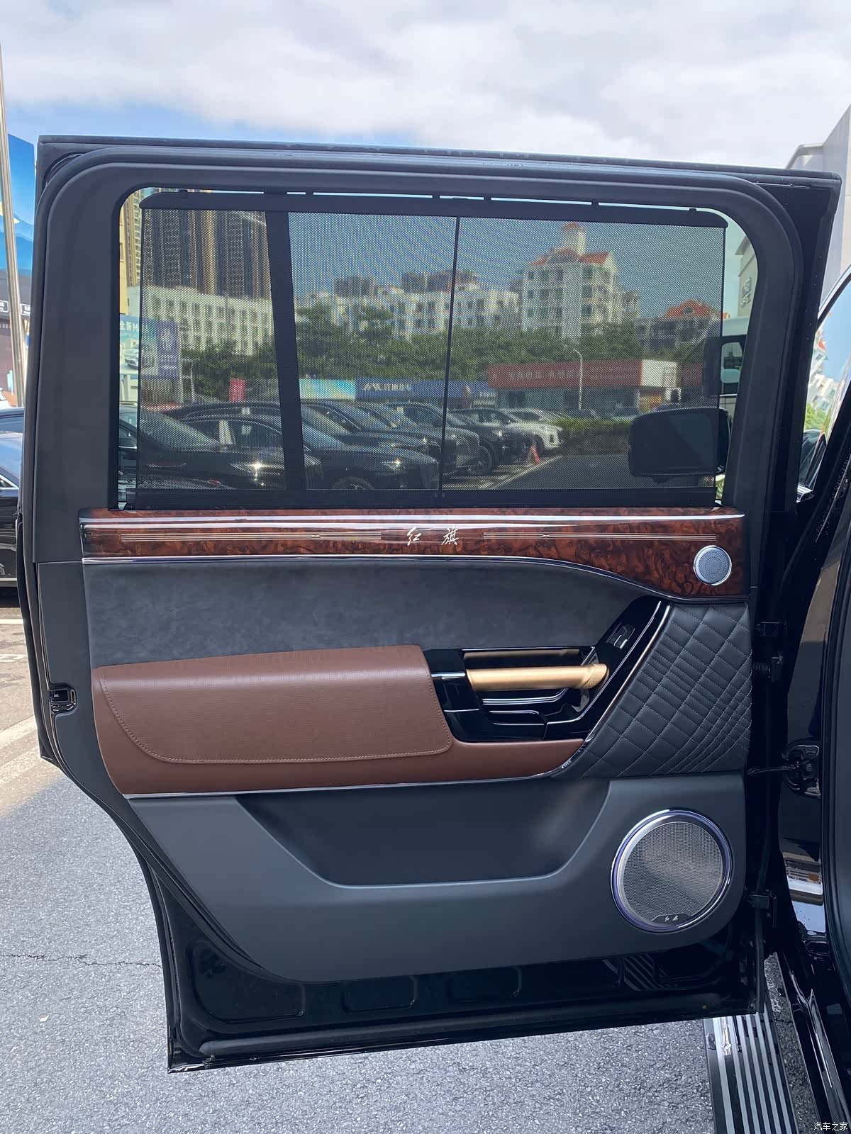 Hongqi 4, 2026 18