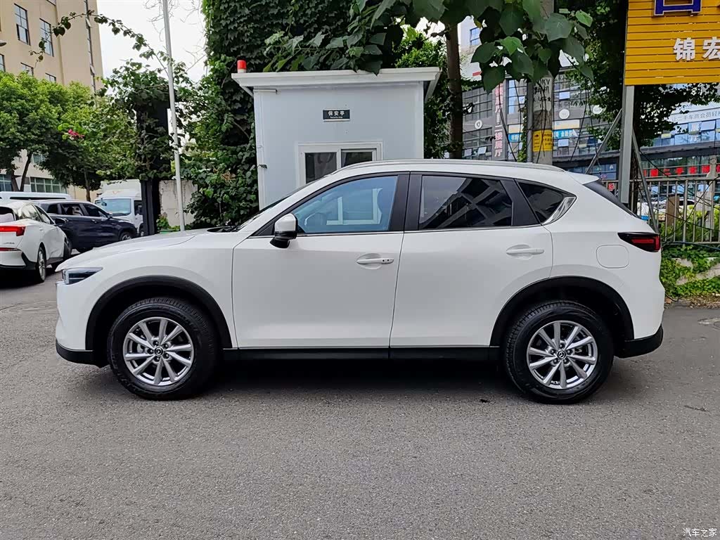 Mazda CX-5, 2024 3