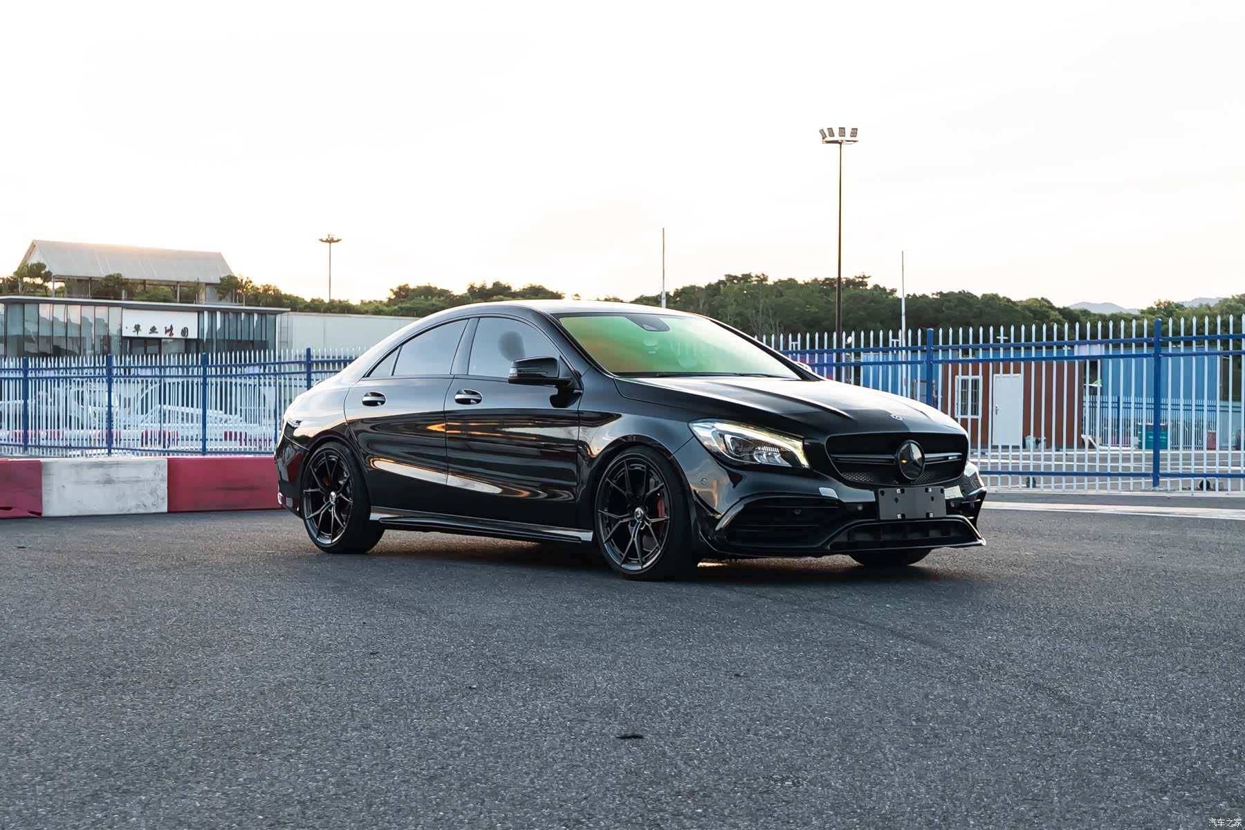 Mercedes-Benz CLA, 2018 3