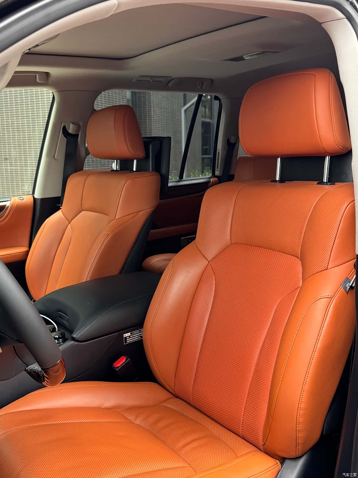 Lexus LX, 2016 11