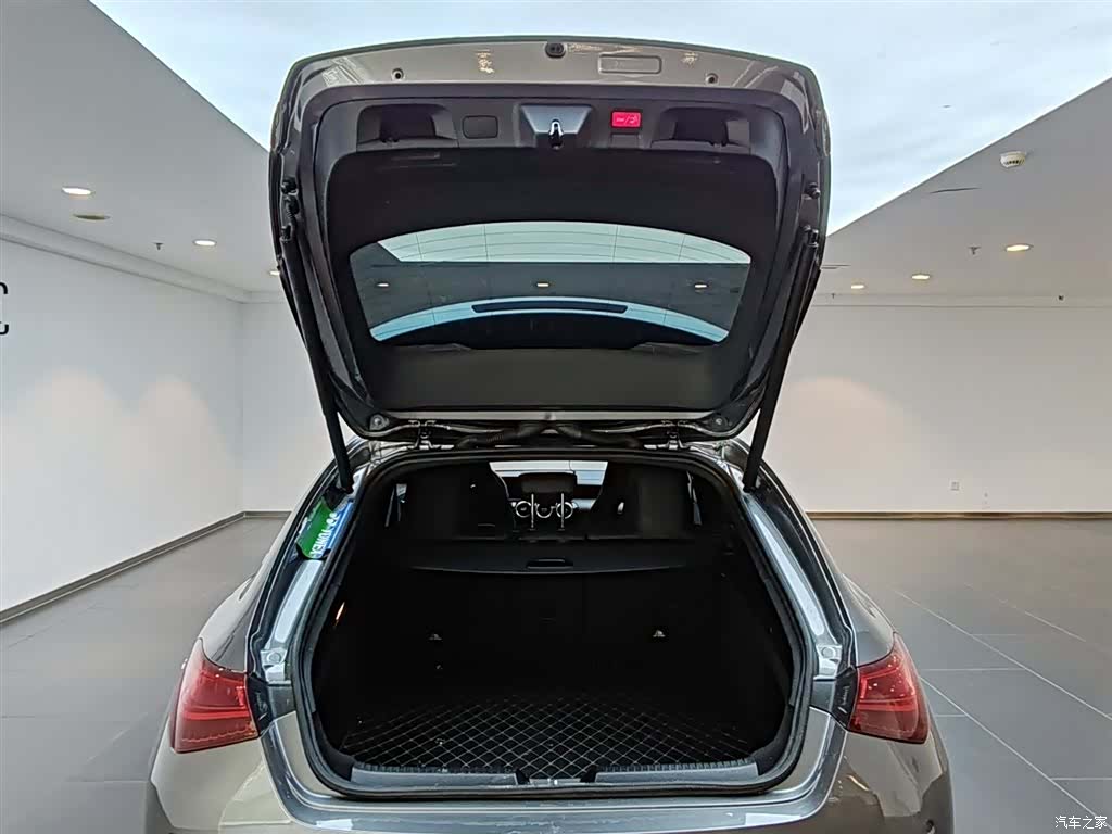 Mercedes-Benz CLA, 2025 20