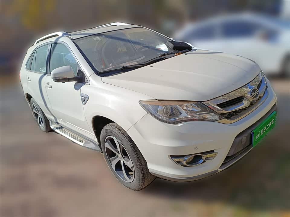 BYD S7