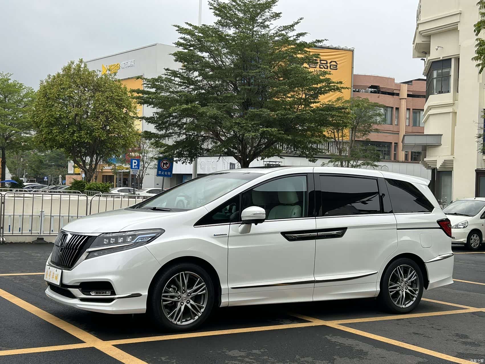 Honda Elysion, 2021 1