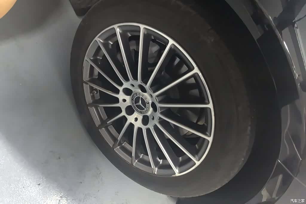 Mercedes-Benz E-Class, 2023 6