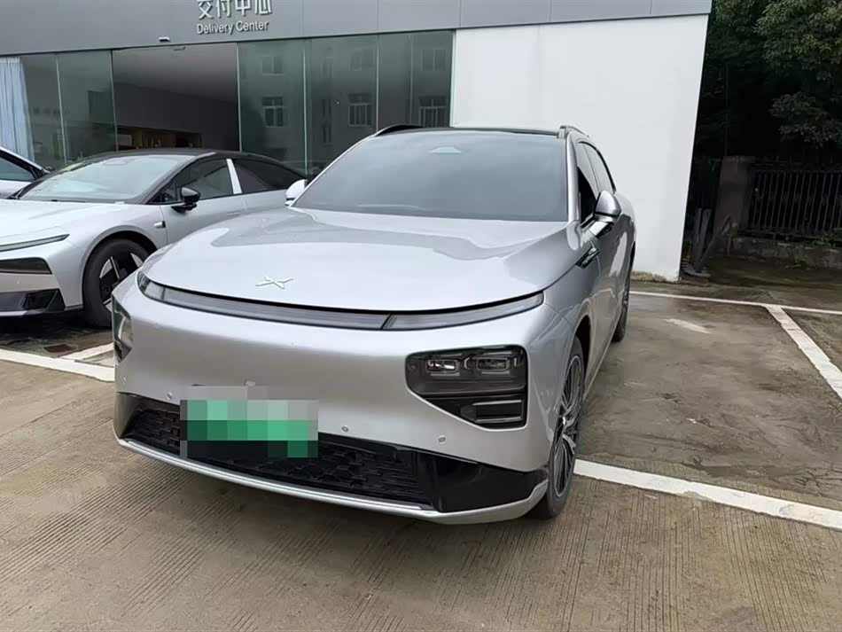 XPENG G9