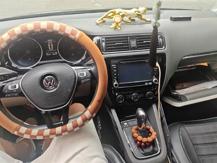 Volkswagen Sagitar Volkswagen Sagitar