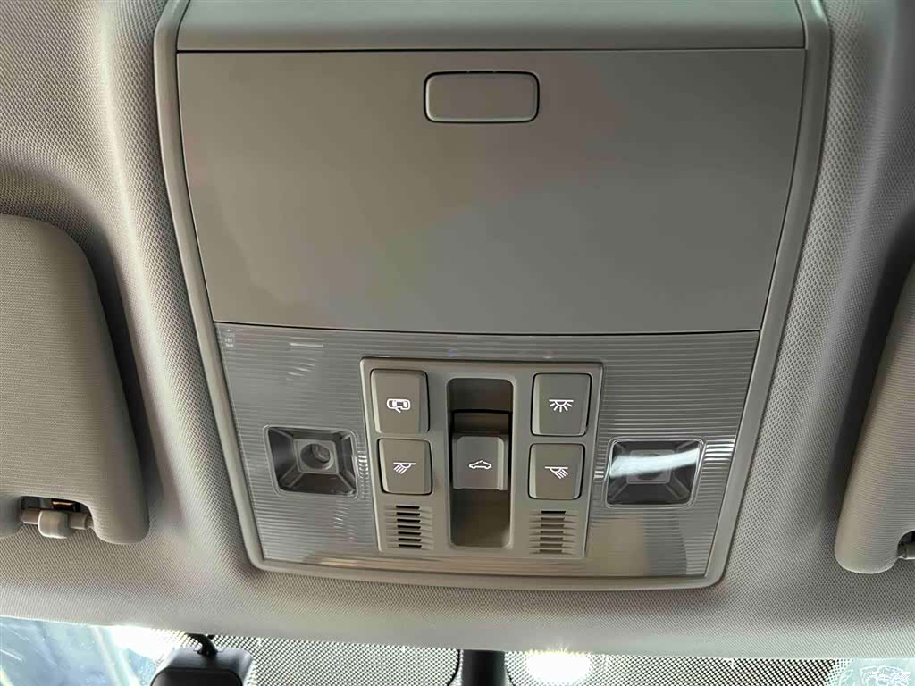 Skoda Superb, 2024 8