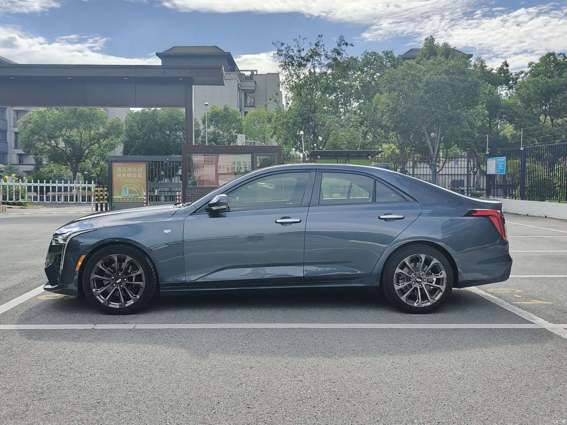 Cadillac CT4, 2021 7