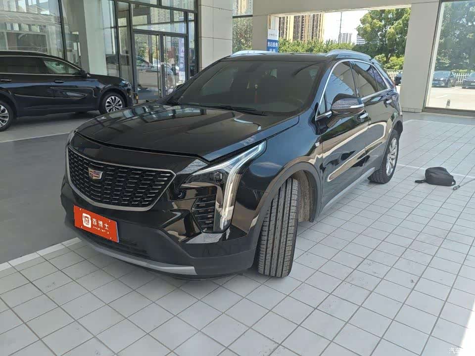 Cadillac XT4, 2022 1