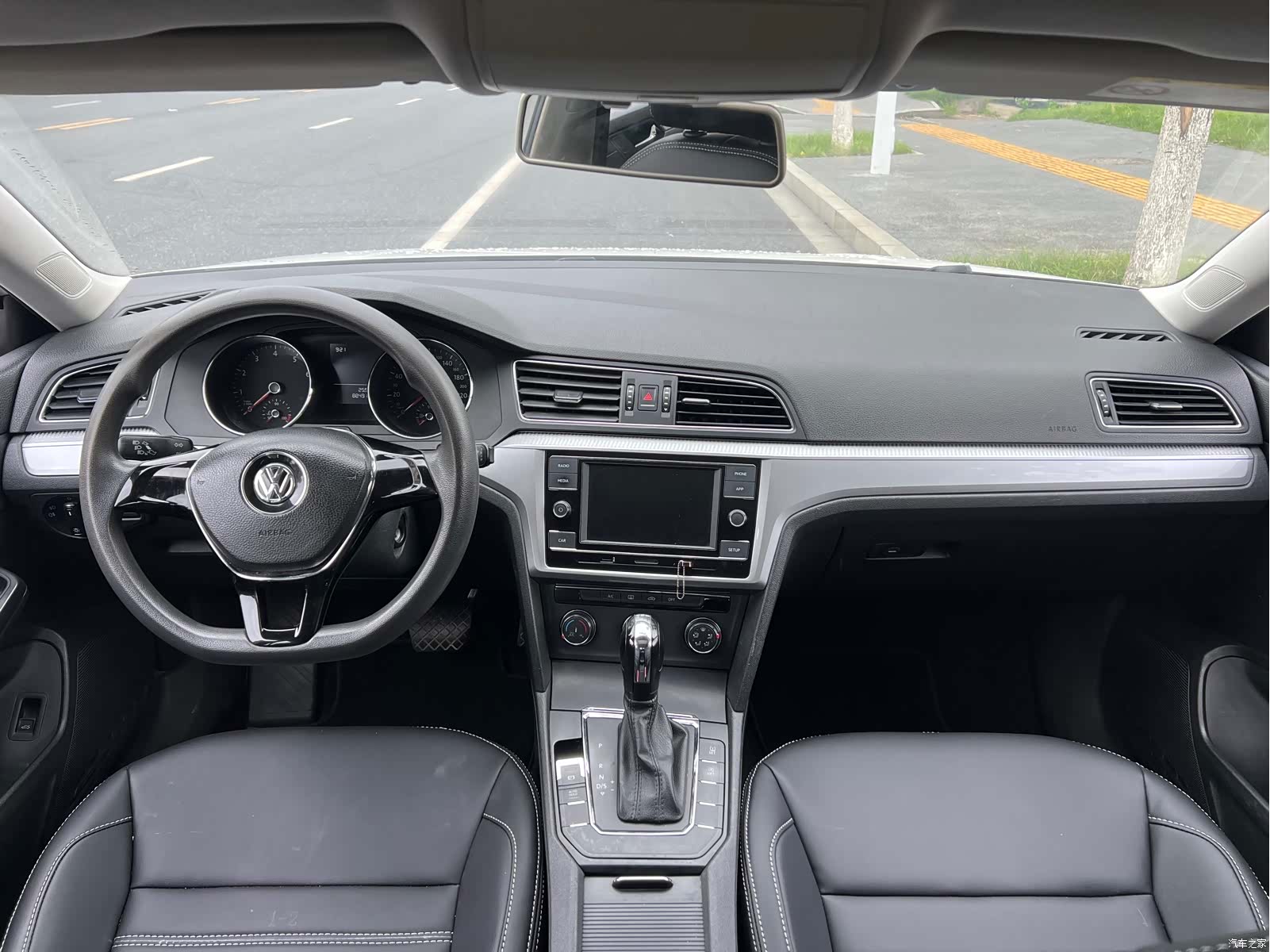 Volkswagen Lamando, 2018 4