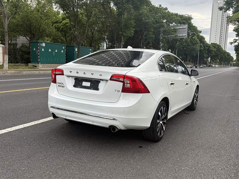 Volvo S60 Volvo S60