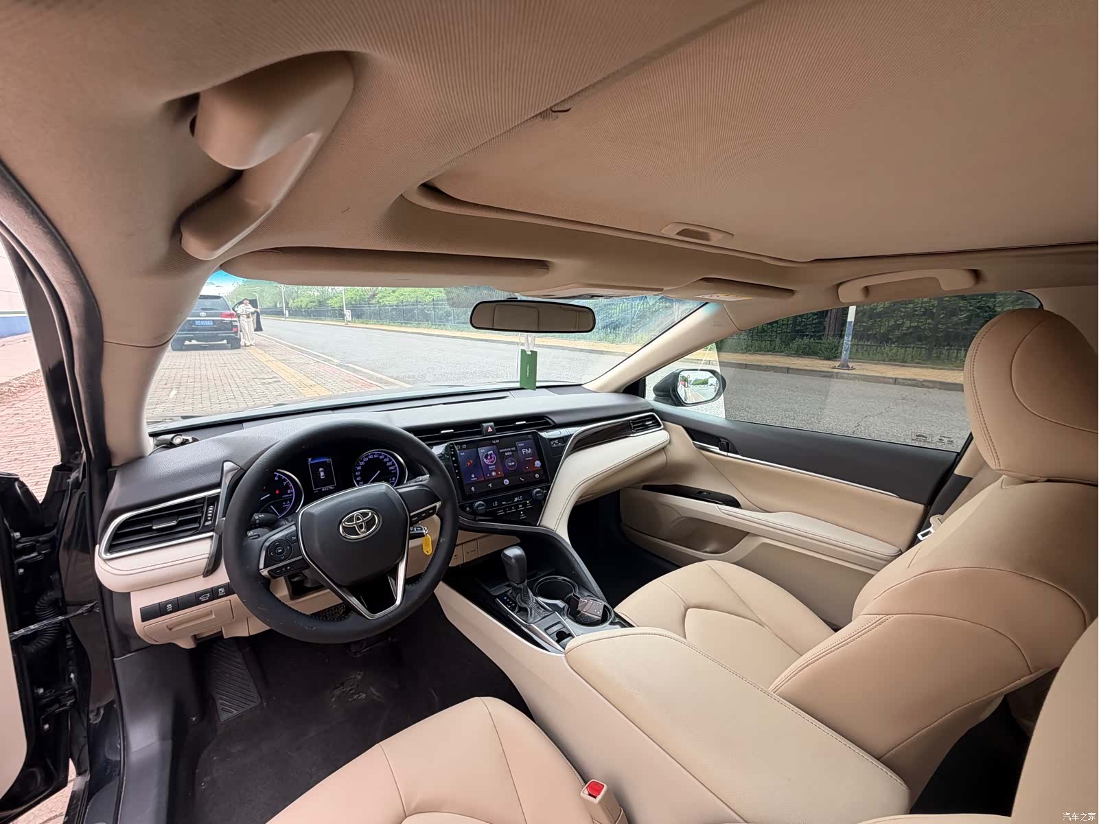 Toyota Camry, 2020 12