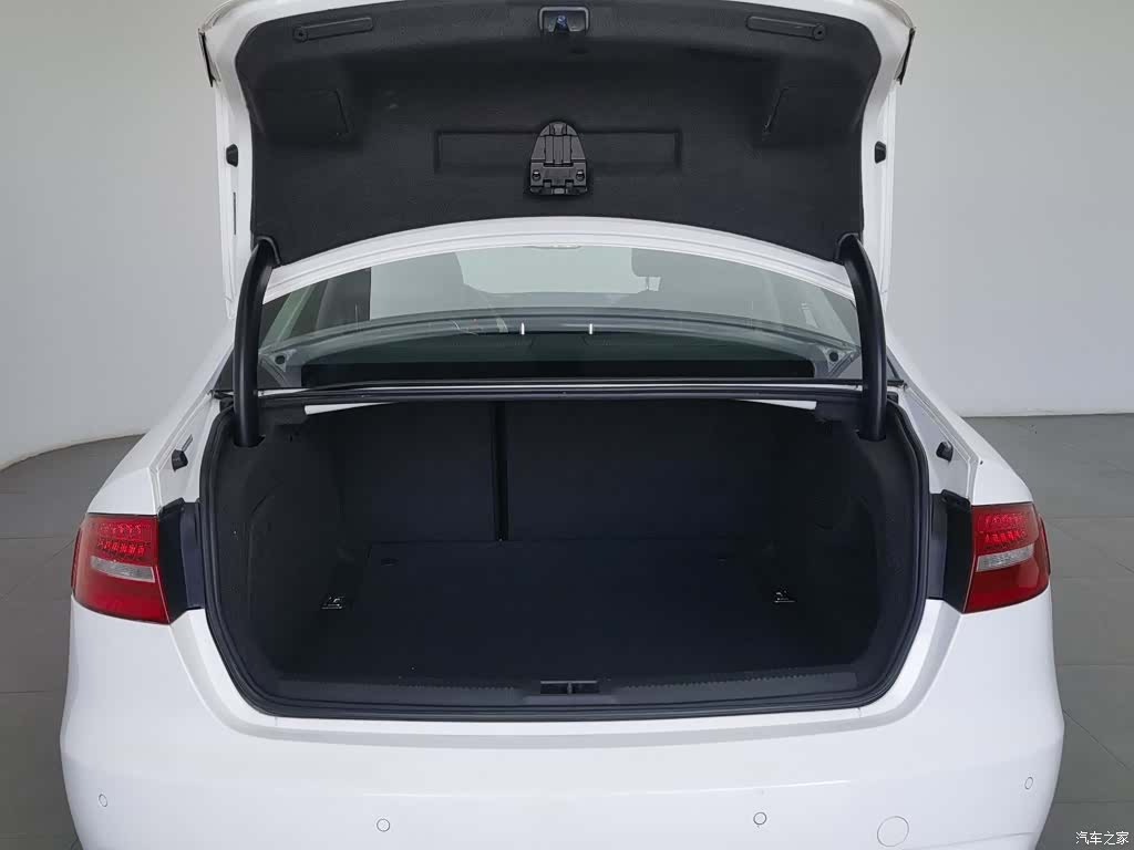 Audi A4L, 2014 16
