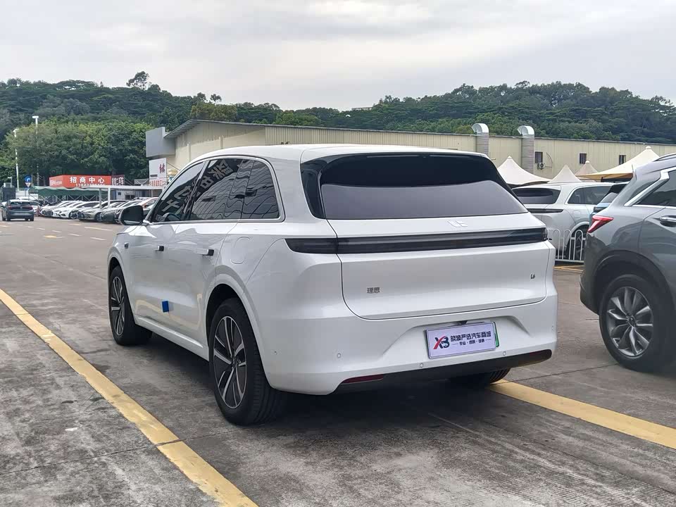 Li Auto Ideal L6