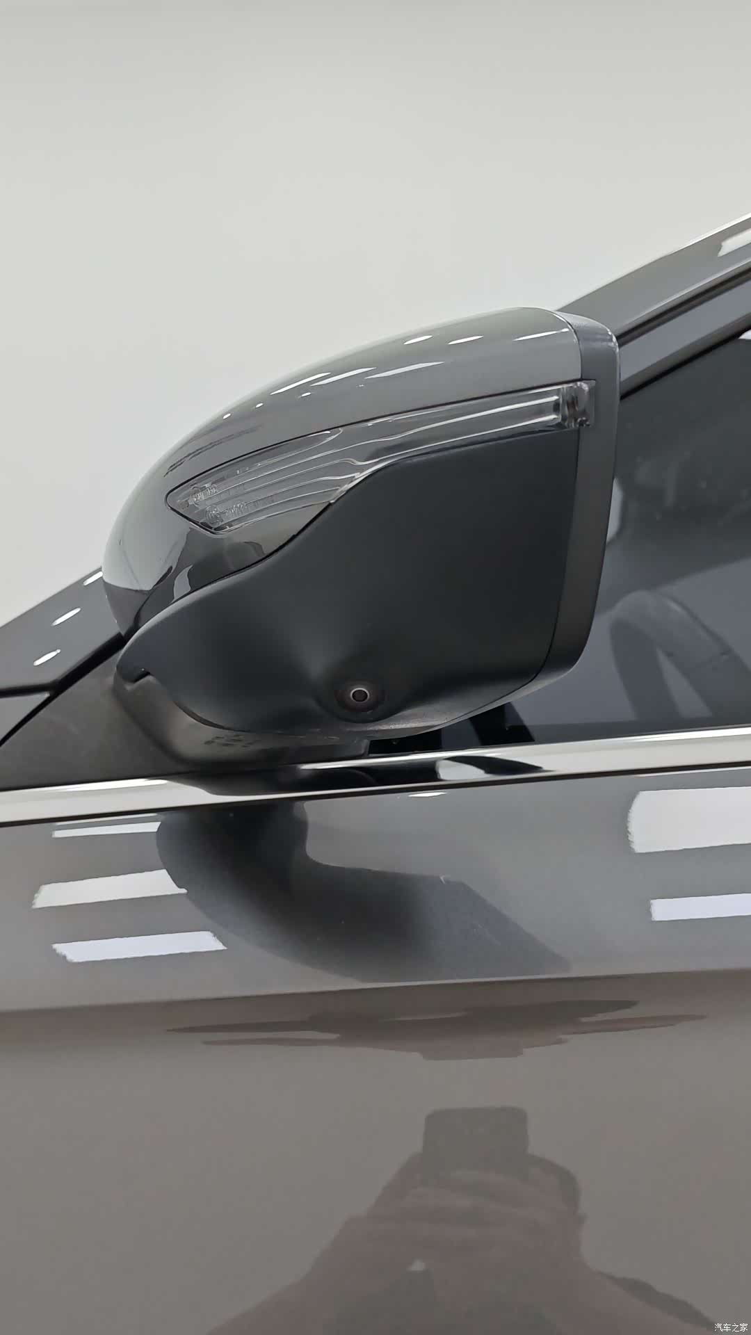 Geely Emgrand, 2022 15