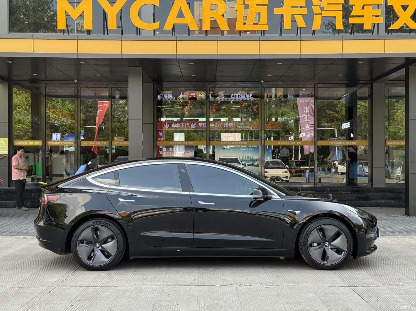 Tesla Model 3, 2019 29