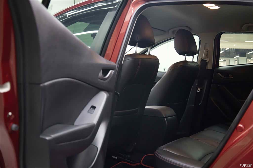 Mazda Mazda3, 2019 20