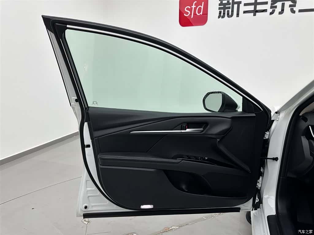 Toyota Camry, 2024 8