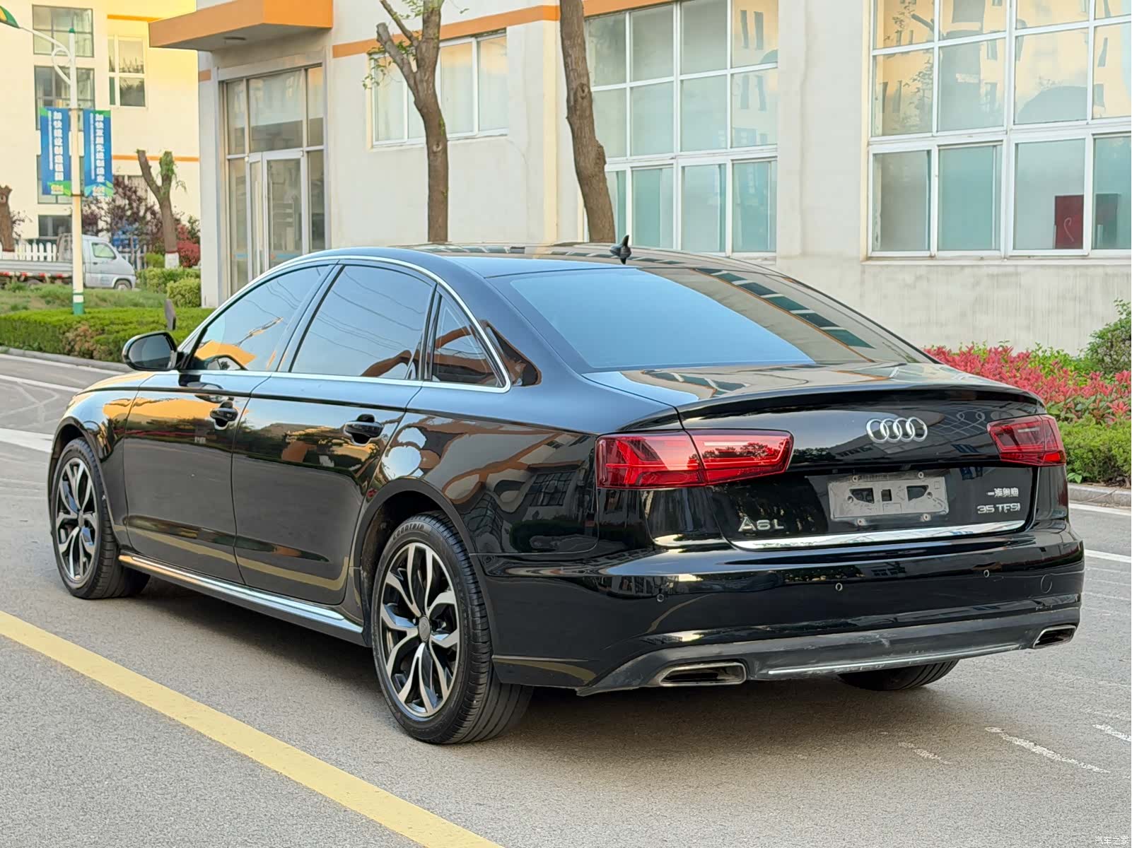 Audi A6L, 2017 4