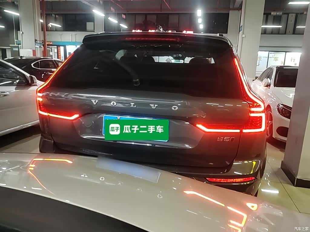 Volvo XC60, 2025 6