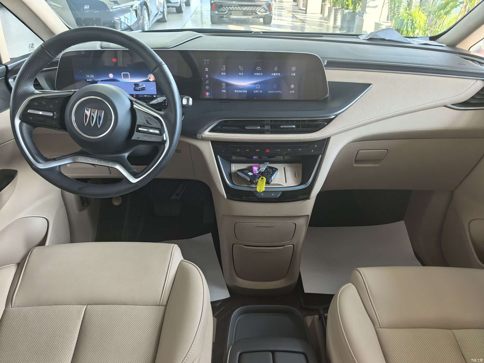 Buick GL8, 2025 10