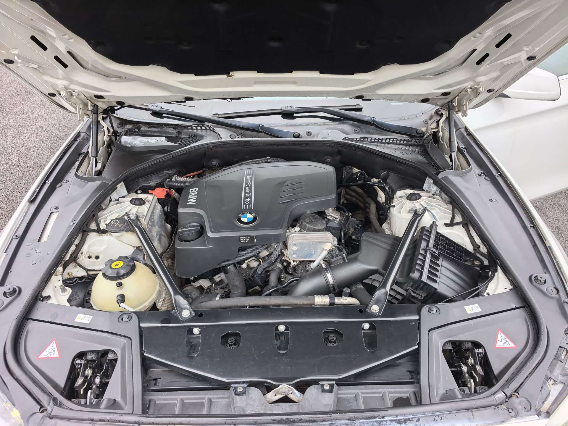 BMW 5 Series, 2012 18