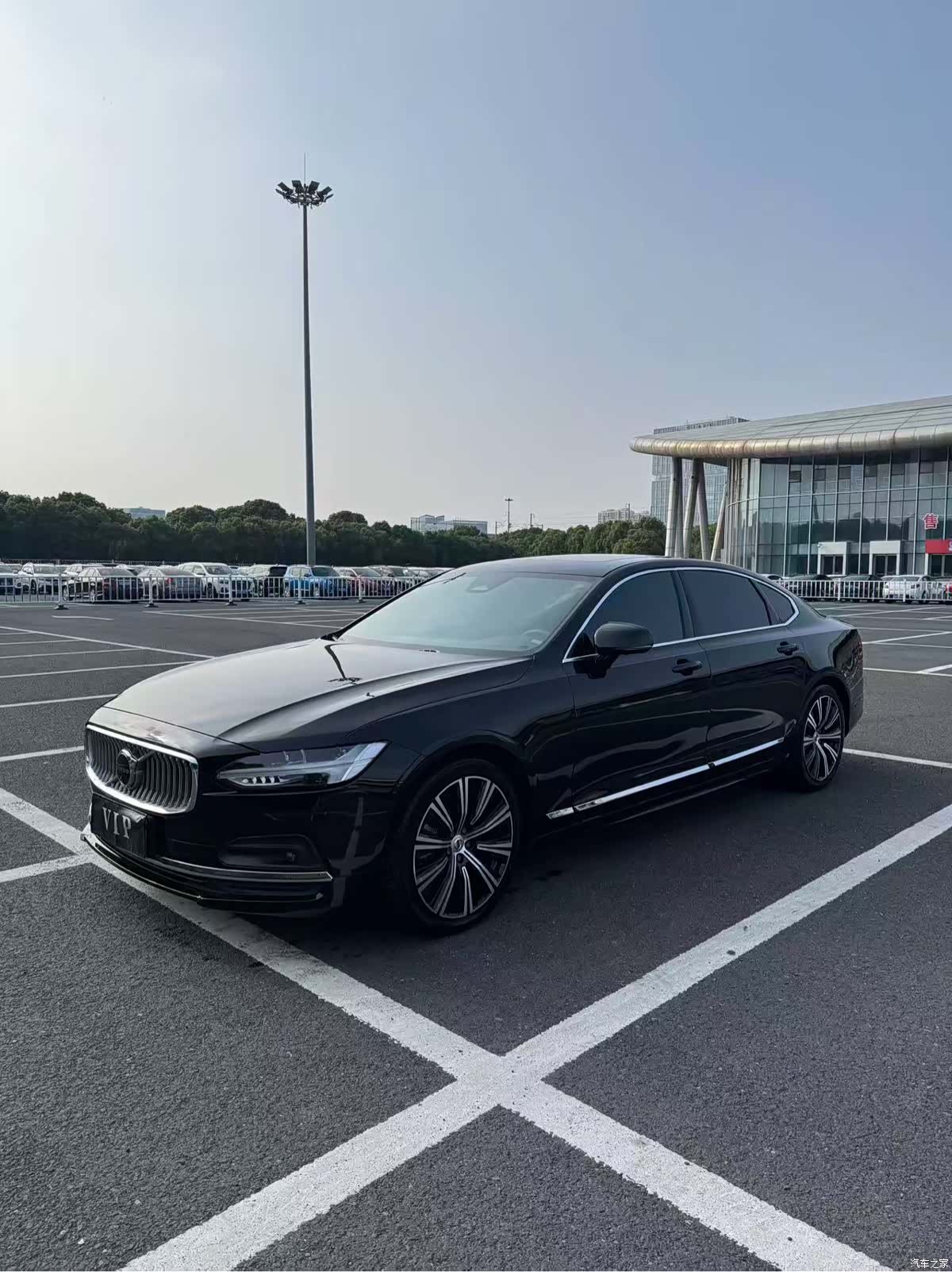 Volvo S90
