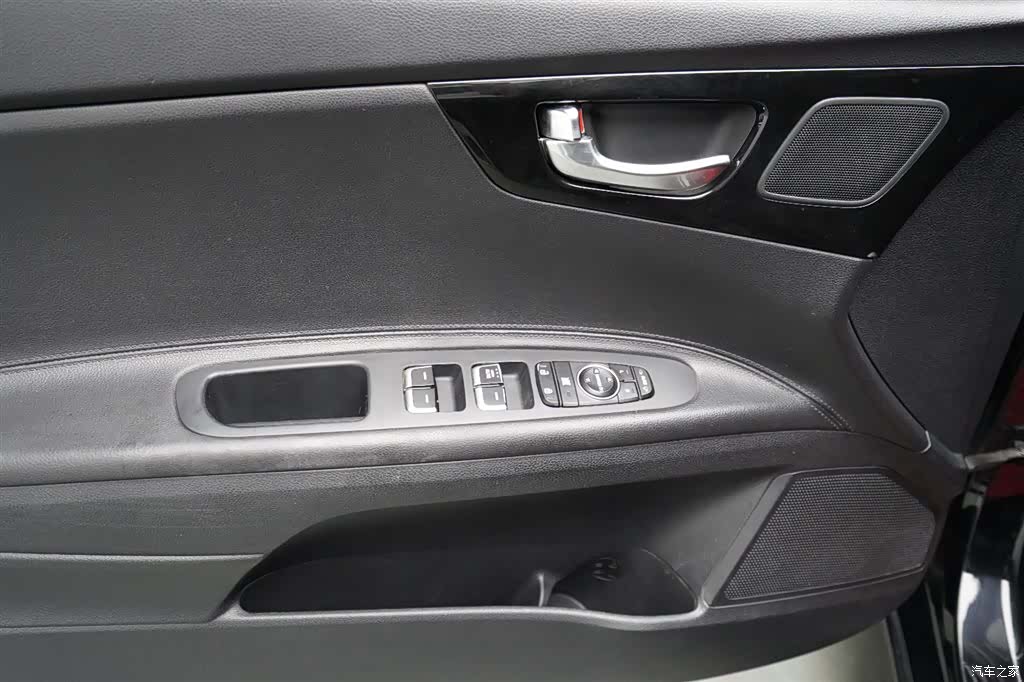 Kia K4, 2015 все фото