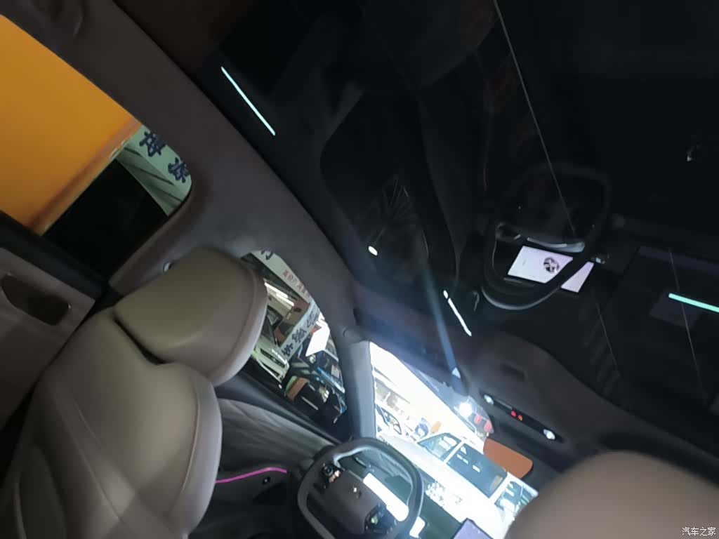 Geely 8, 2025 18