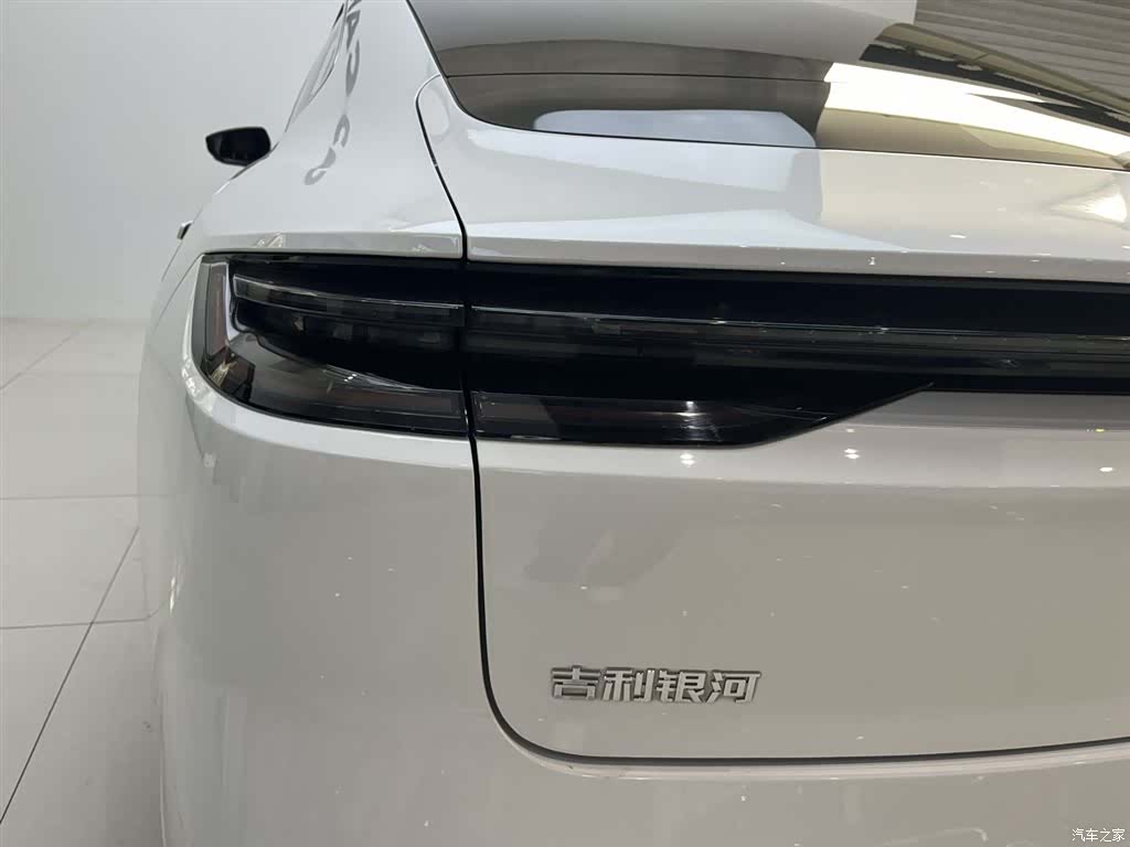 Geely 8, 2025 6