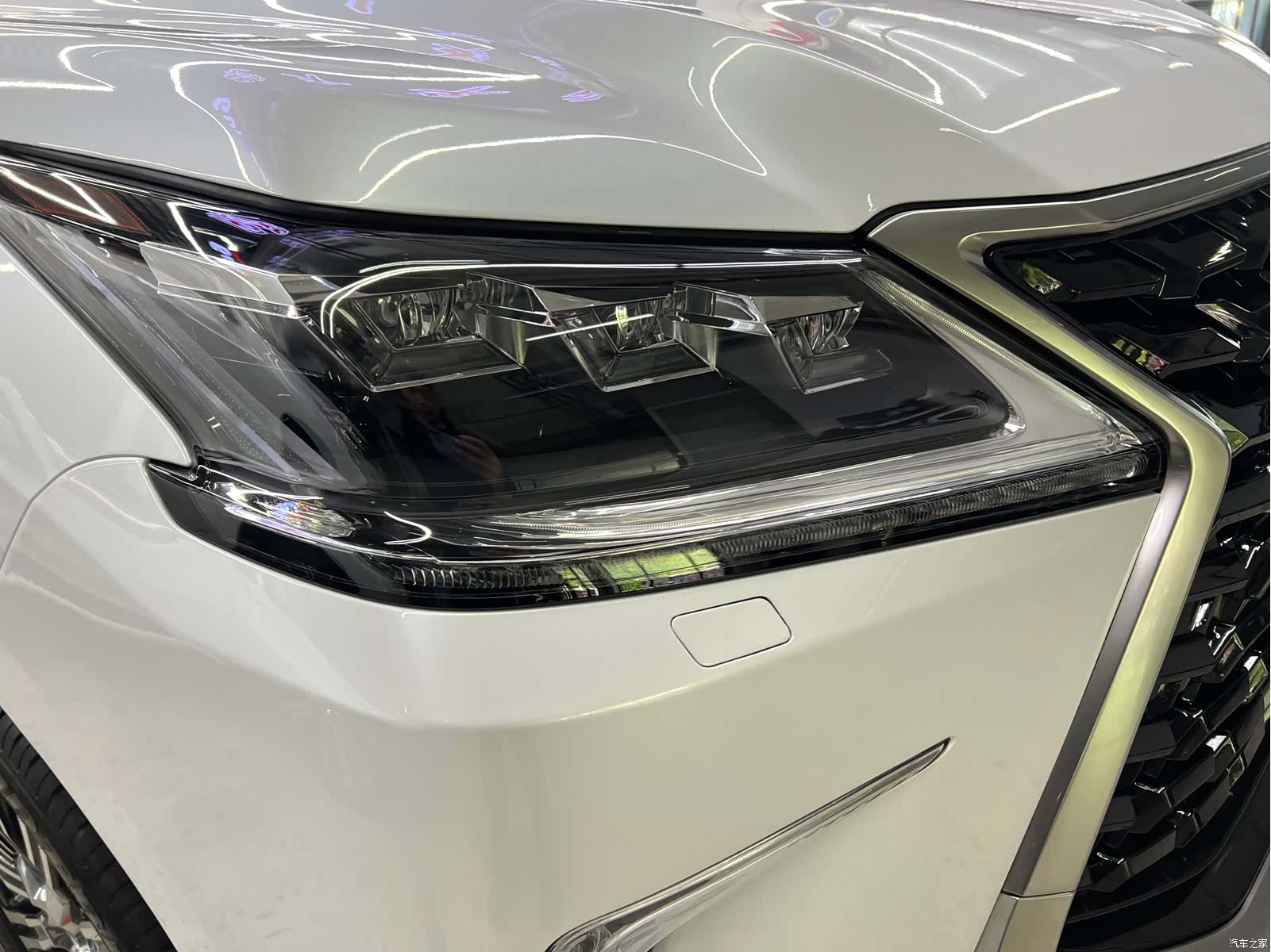 Lexus LX, 2019 29