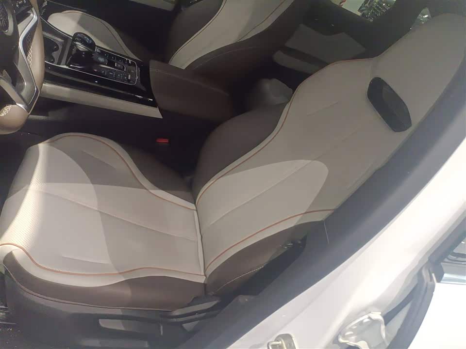 BYD Qin Yuan BYD Qin Yuan