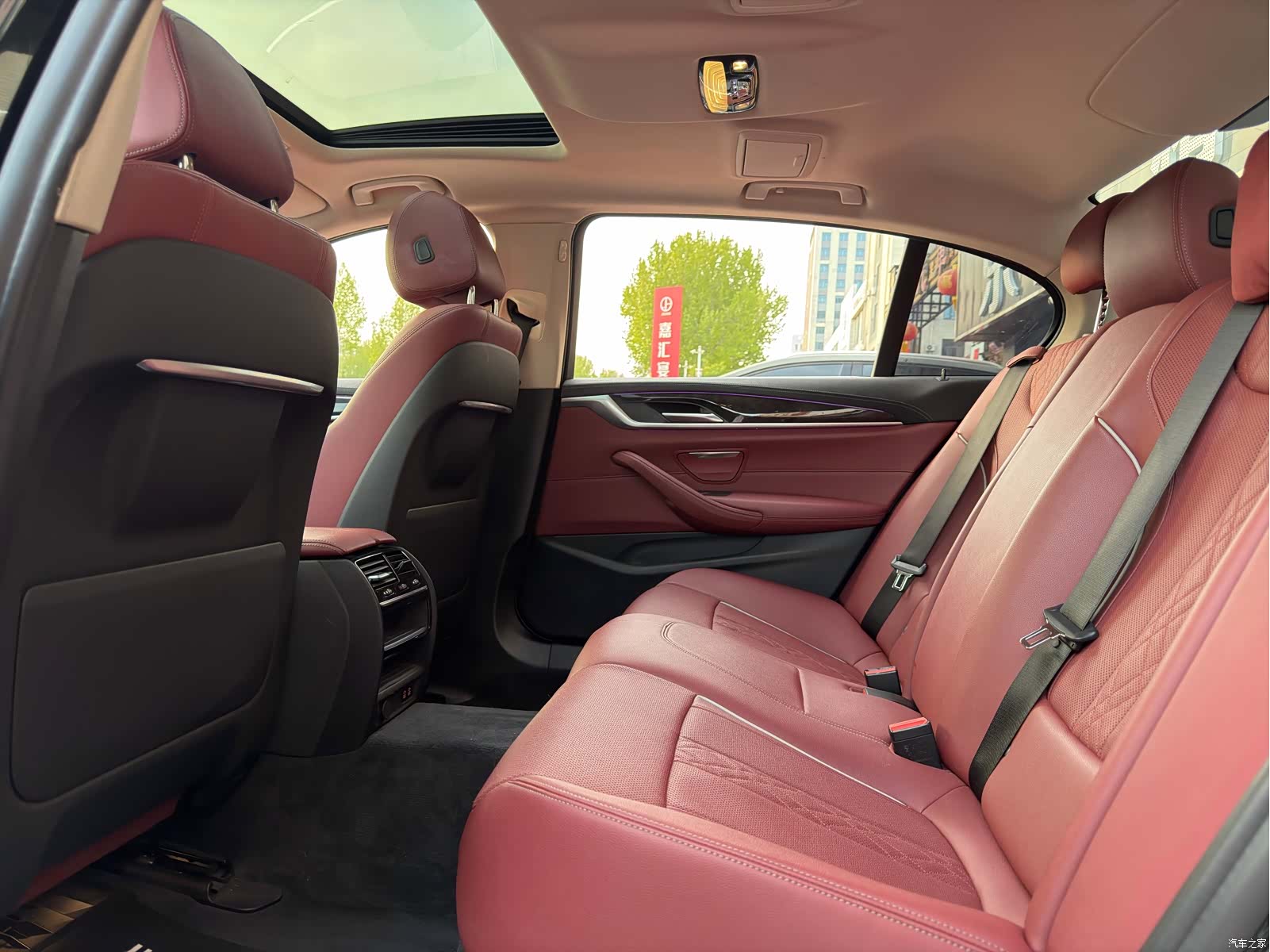 BMW 5 Series, 2022 8