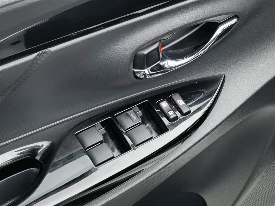 Toyota YARiS L Zhixuan