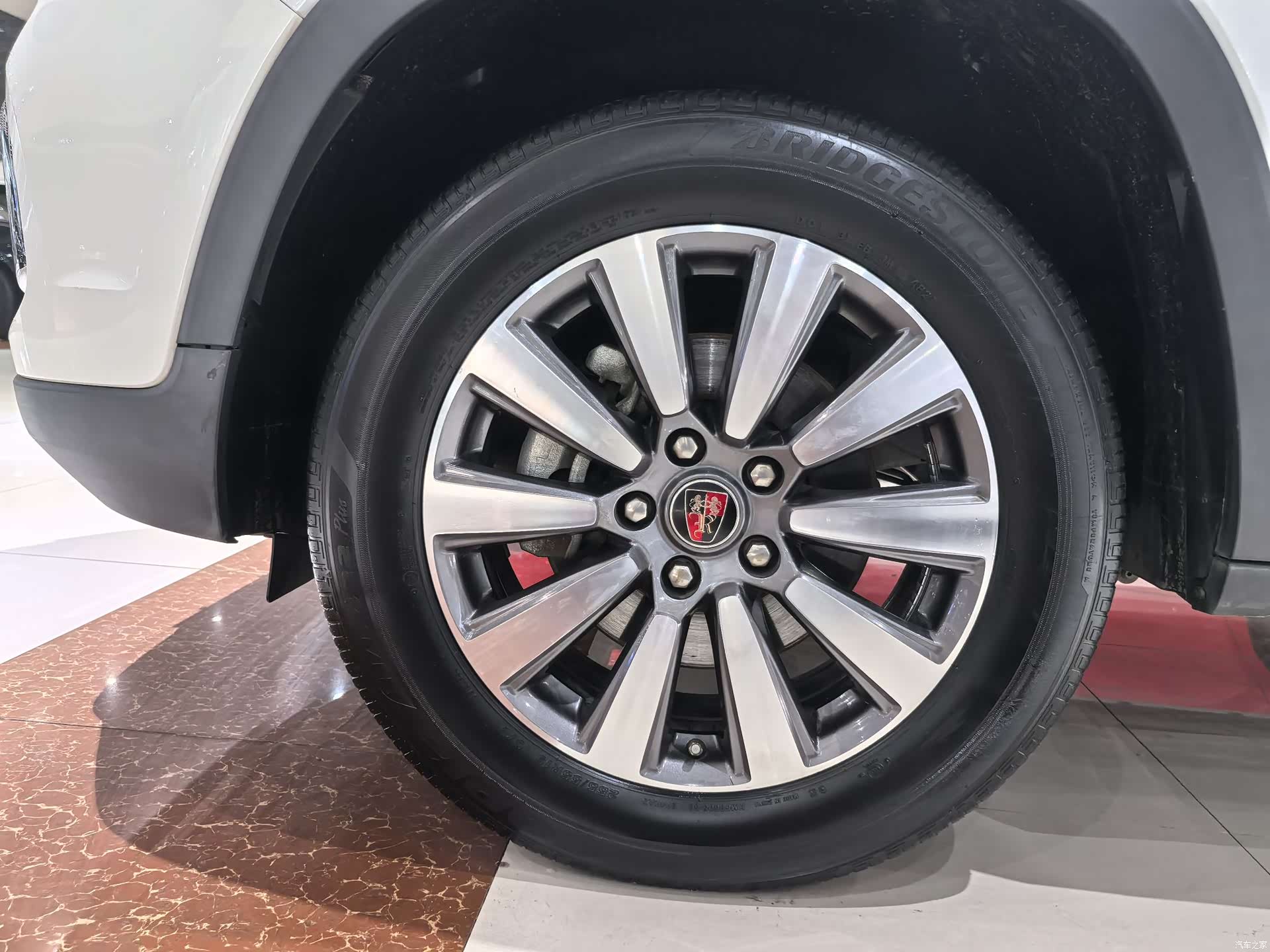 Roewe RX8, 2023 22