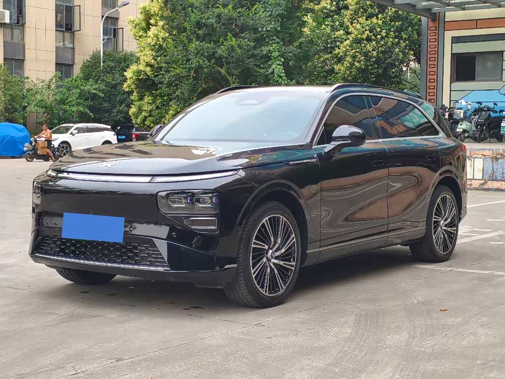 XPENG G9