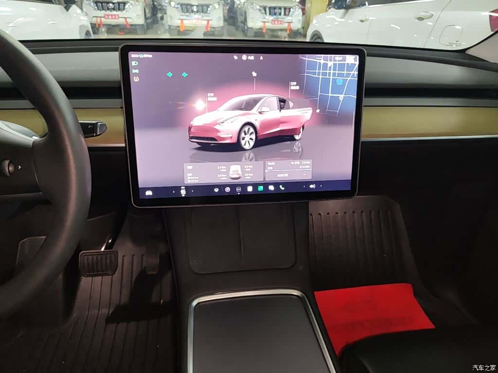 Tesla Model Y, 2023 13