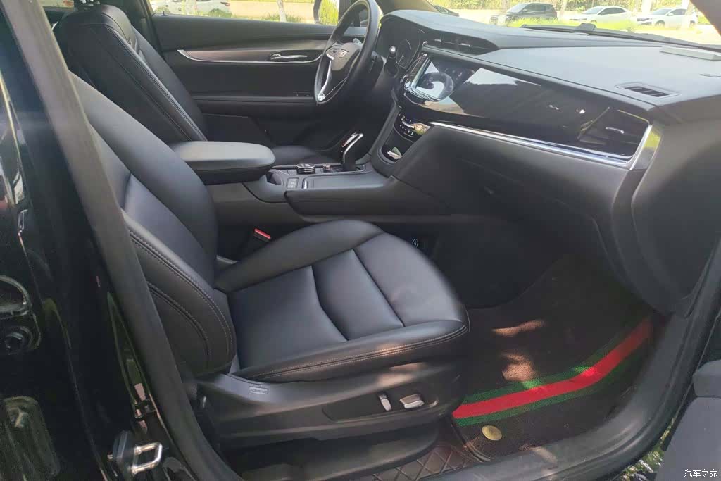Cadillac XT6, 2021 8