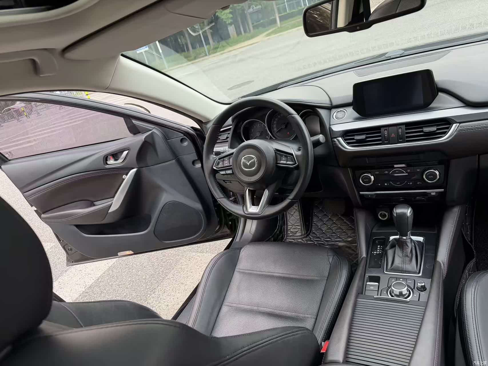 Mazda Atenza, 2019 18