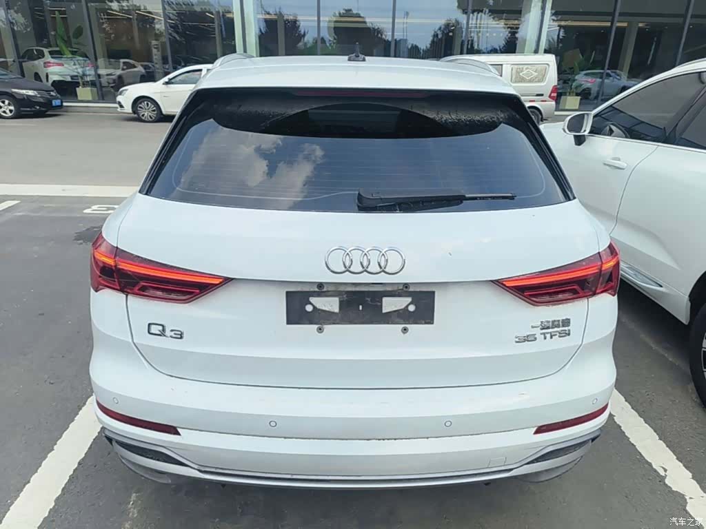 Audi Q3, 2022 6
