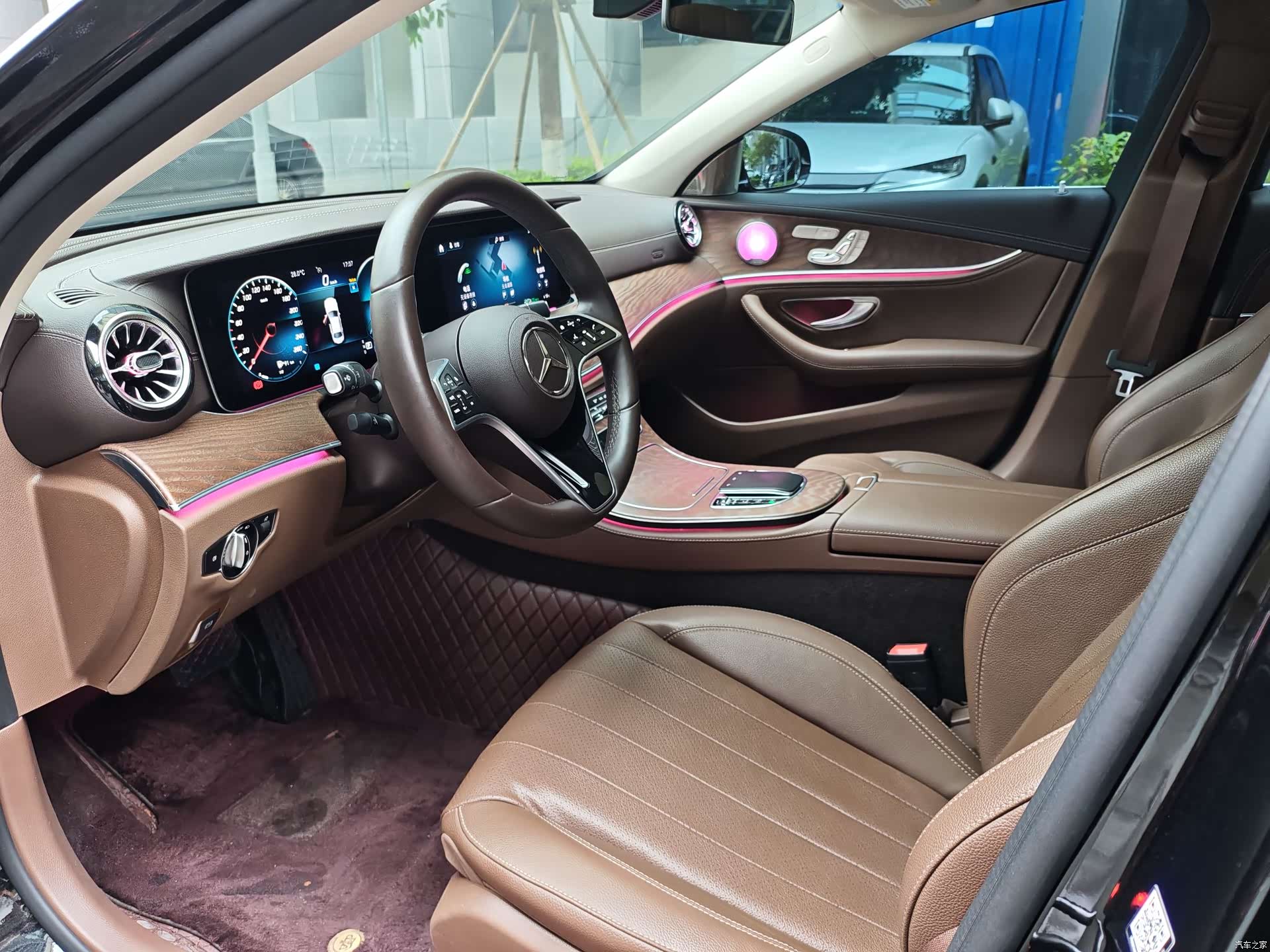 Mercedes-Benz E-Class, 2023 8