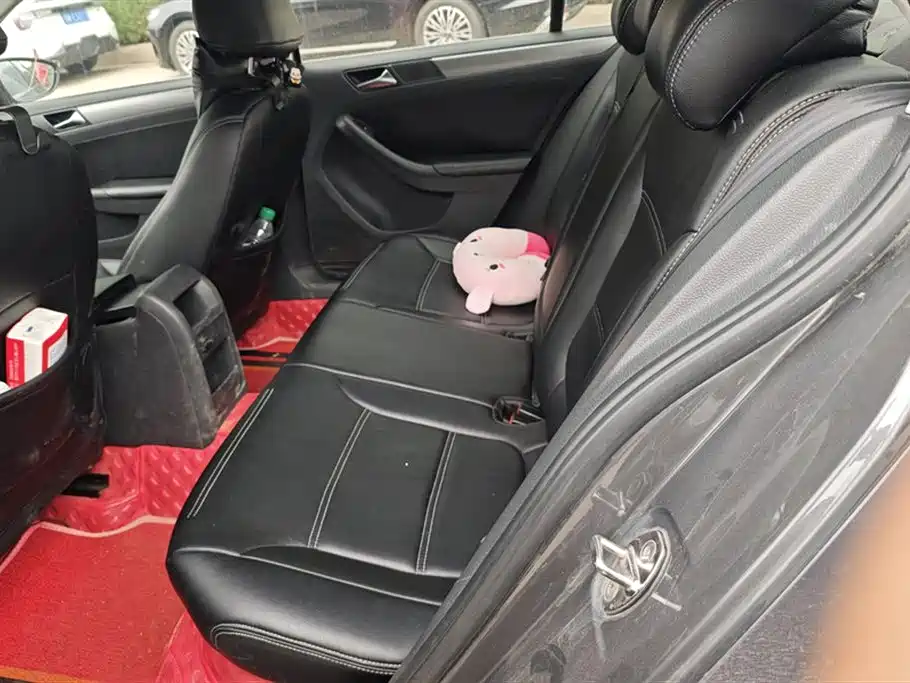 Volkswagen Sagitar Volkswagen Sagitar