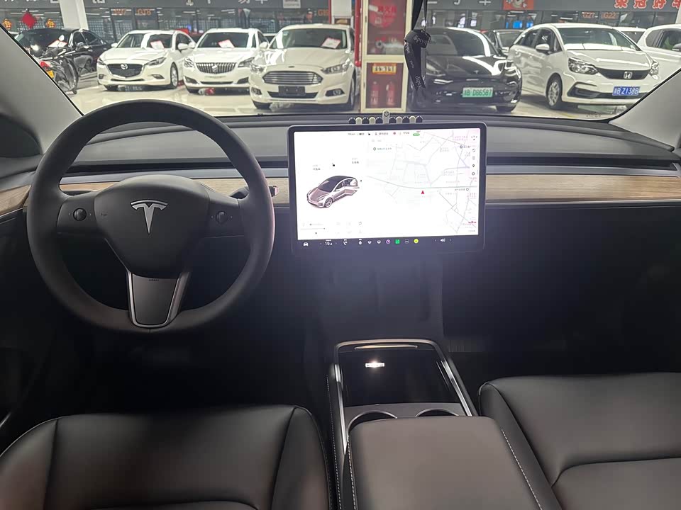Tesla Model 3 Tesla Model 3