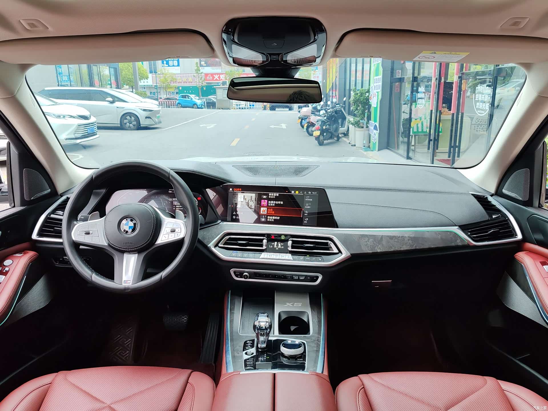 BMW X5, 2023 10