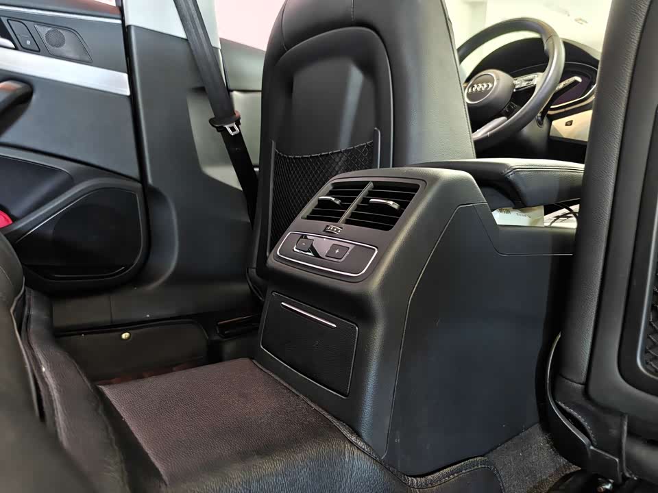 Audi A4L Audi A4L