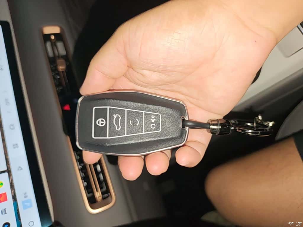 Geely Icon, 2025 9