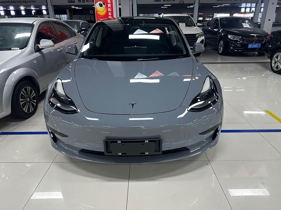 Tesla Model 3 Tesla Model 3