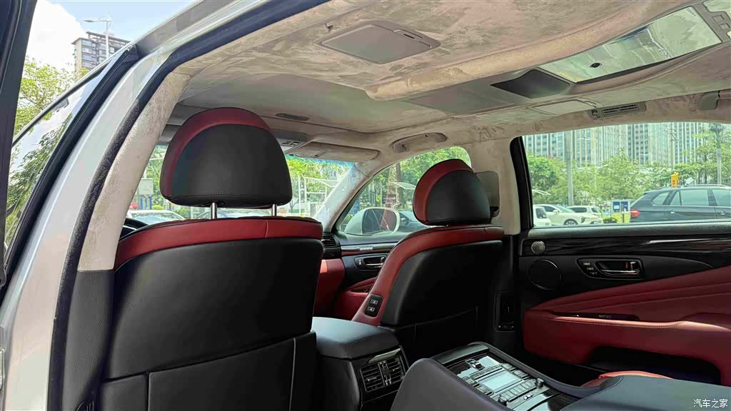 Lexus LS, 2009 14