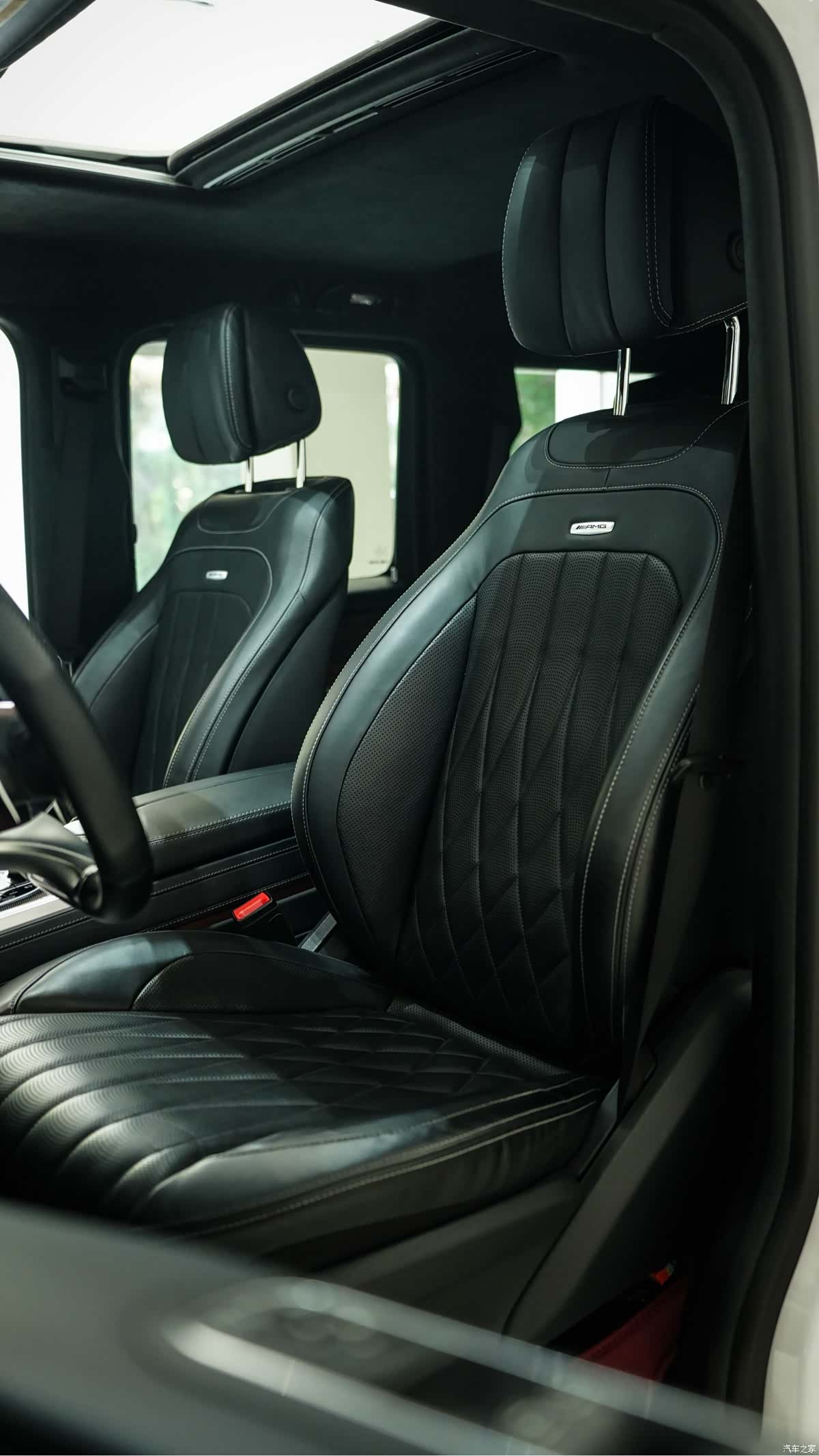 Mercedes-Benz G-Class, 2019 11